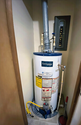 https://kensingtonplumbing.com.au/uploads/2025/06/hot-water-134456.jpg